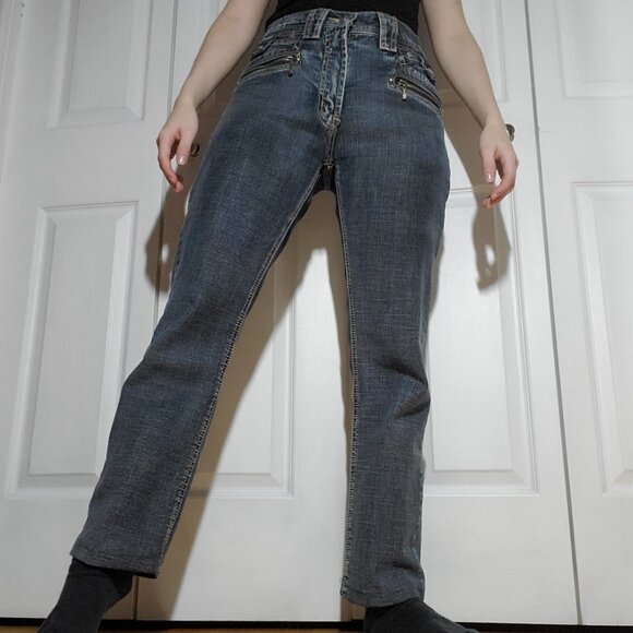 90s rocker Airstar high rise jeans with metal hardware, big pockets & zippers - Picture 4 of 15